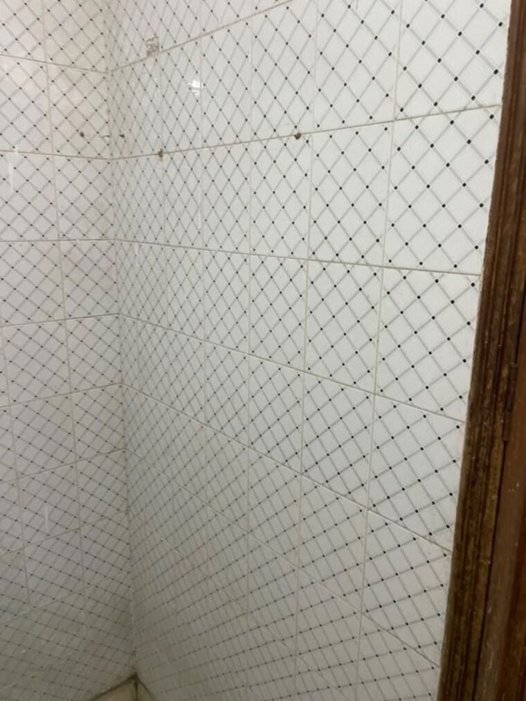 Balcony, sector 40 1 RK 500 Sq.Ft. Independent House In Sector 40 Noida 10752358