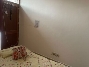 Bedroom in 1 RK Independent House at Sector 40 – for Rent