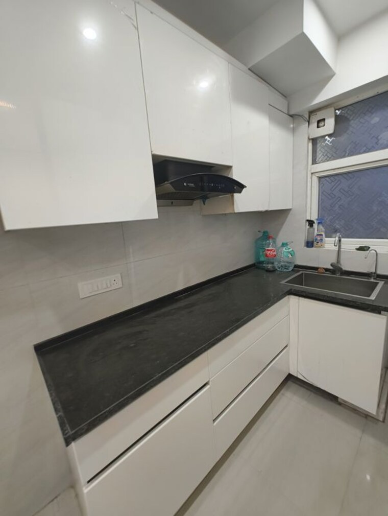 Kitchen, shree-vardhman-green-court 2 Bedroom 626 Sq.Ft. Apartment In Sector 90 Gurgaon 10752377