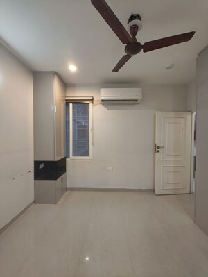 Room in 2 BHK Apartment at Shree Vardhman Green Court, Sector 90 – for Rent