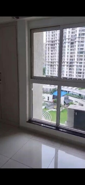 3 BHK 2000 Sq.Ft. Apartment in Godrej Emerald