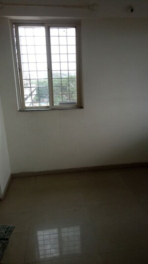 Room in 2 BHK Apartment at Aishwaryam Ventures, Pimpri Chinchwad Pcmc – for Rent