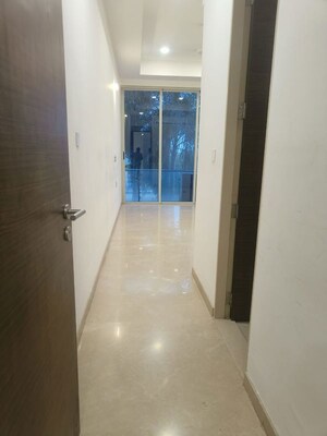 Building Lobby in 3 BHK Apartment at Kohinoor Square Altissimo, Dadar West – for Rent