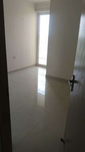 Room in 3 BHK Apartment at Pareena Coban Residences, Sector 99a – for Sale