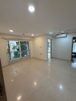 Room in 2 BHK Apartment at Tagore Nagar – for Rent