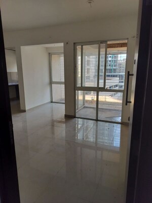 2.5 BHK Apartment For Rent in Hiranandani Estate Villa Carino, Ghodbunder Road