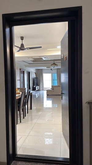3 BHK Apartment For Rent in Rajapushpa Eterna, Nanakramguda