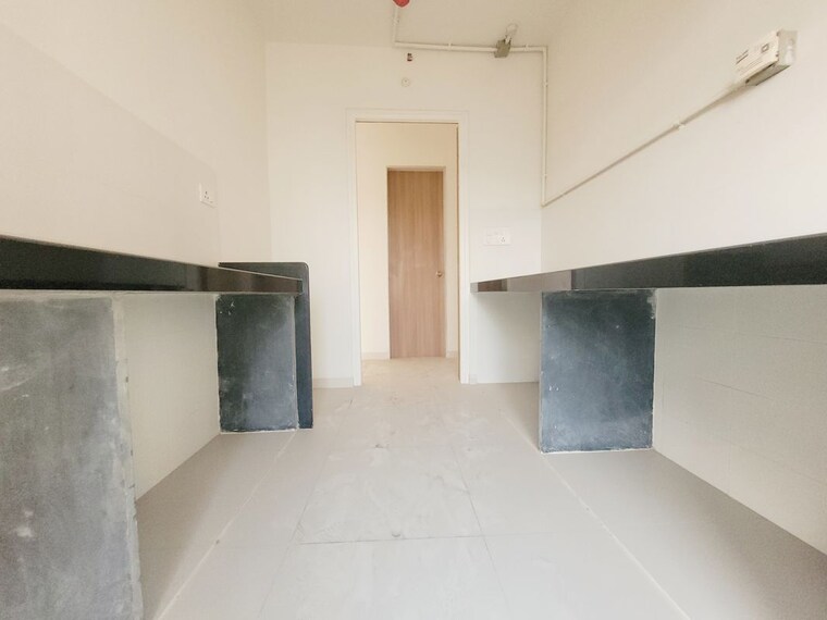 Room, godrej-emerald 2 Bedroom 730 Sq.Ft. Apartment In Ghodbunder Road Thane 10752511