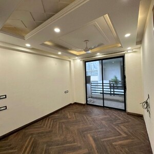 Room in 4 BHK Apartment at Adani Samsara Vilasa, Sector 63 – for Rent