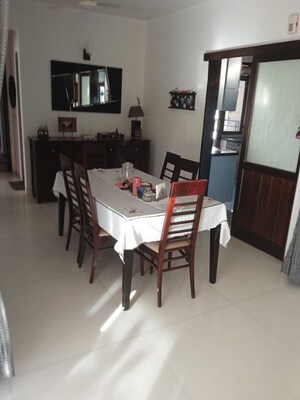 Living Room in 3.5 BHK Apartment at Central Park I, Sector 42 – for Sale