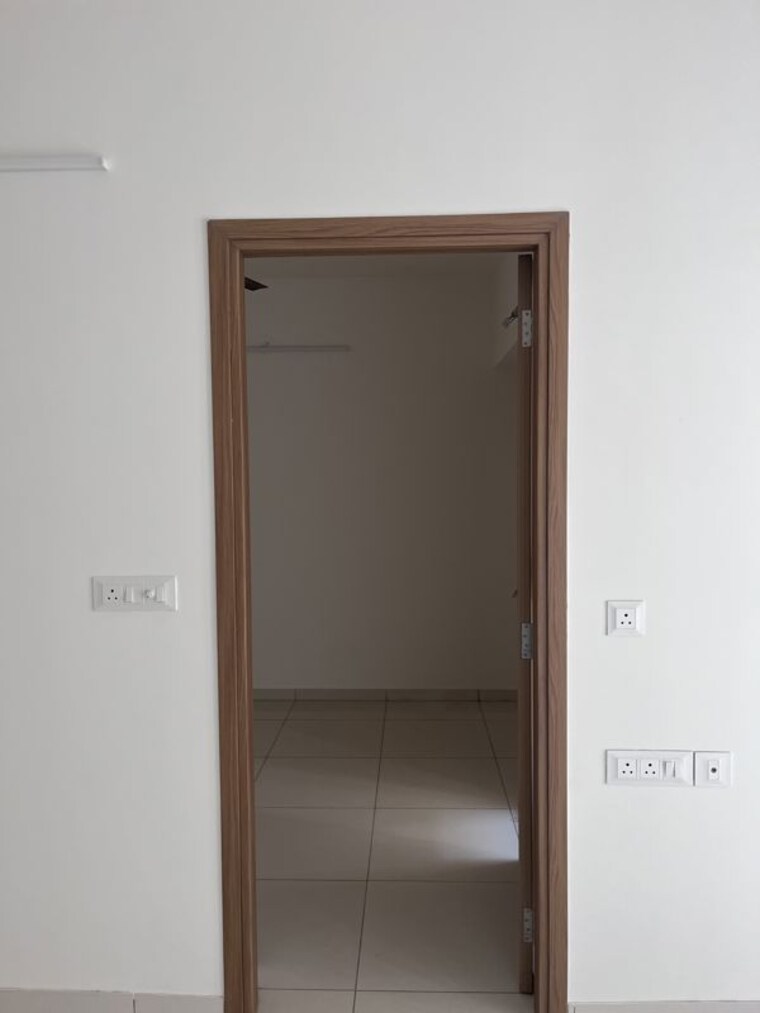 Room, godrej-nirvaan 1 Bedroom 419 Sq.Ft. Apartment In Themghar Thane 10752519