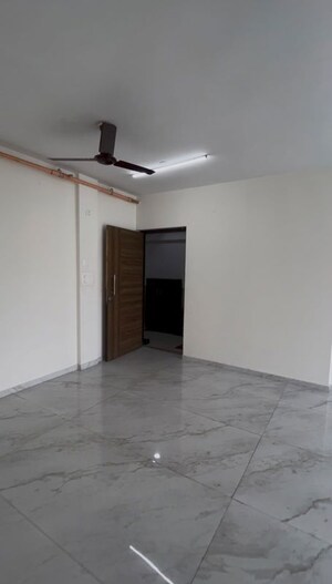 Room in 2.5 BHK Apartment at Sri Zynergy, Suman Nagar – for Sale