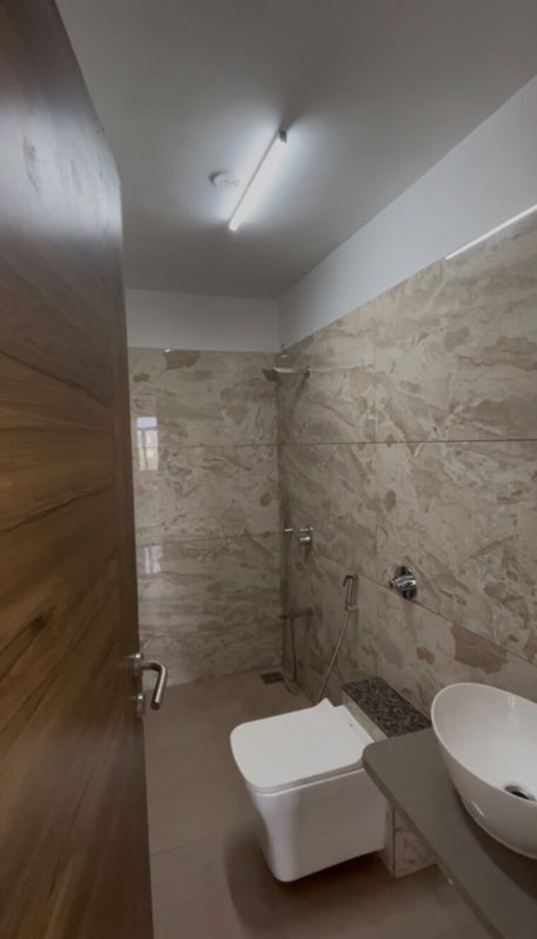 Bathroom, sri-zynergy 2.5 Bedroom 834 Sq.Ft. Apartment In Suman Nagar Mumbai 10752547