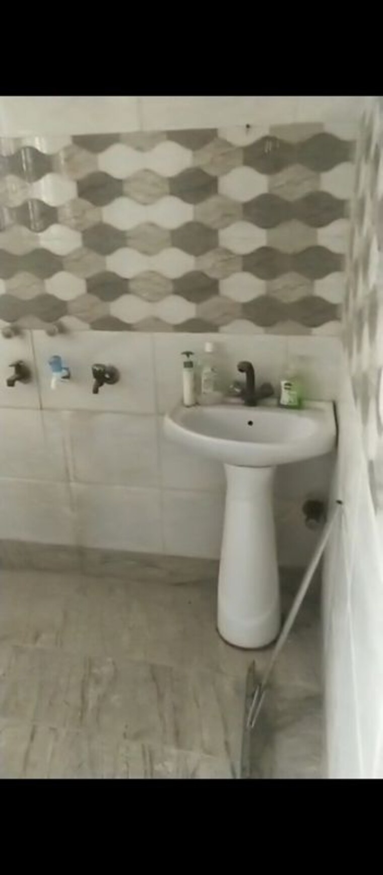 Bathroom, chaudhary-deshraj-complex 1.5 Bedroom 845 Sq.Ft. Independent House In Sector 22 Noida 10752540