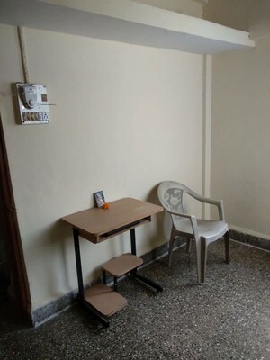 Team Area in 2 BHK Apartment at Kothrud – for Rent
