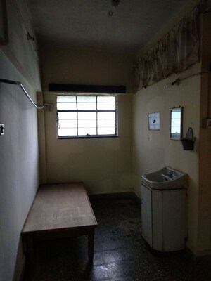 Bedroom in 2 BHK Apartment at Kothrud – for Rent