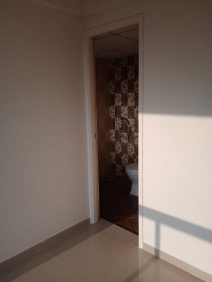 Room in 1 BHK Apartment at Mahindra Happinest Kalyan, Kalyan West – for Rent