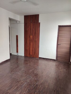 Room in 3 BHK Apartment at Elan The Presidential, Sector 106 – for Sale