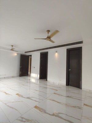 Room in 5 BHK Villa at Emaar Marbella, Sector 66 – for Rent