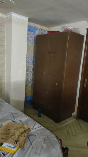 Building Lobby in 3 BHK Builder Floor at Sector 57 – for Rent