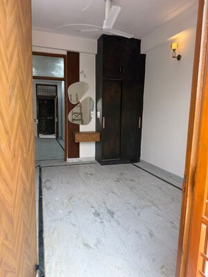 Room in 1 BHK Builder Floor at Indirapuram Shakti Khand 1 – for Rent