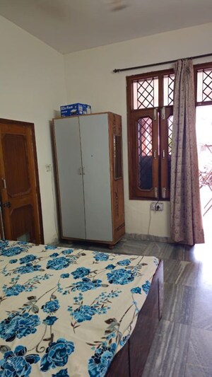 Bedroom in 1 RK Independent House at Manimajra – for Rent