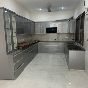 Kitchen in 3 BHK Builder Floor at Sector 57 – for Rent