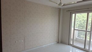 Room in 2 BHK Apartment at Signature Global The Millennia, Sector 37d – for Rent