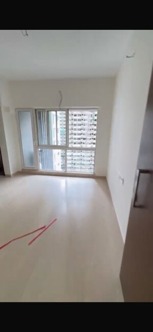 2 BHK Apartment For Rent in Omkar Signet, Malad East