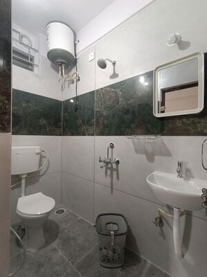 Team Area in 2 BHK Builder Floor at Harlur – for Rent