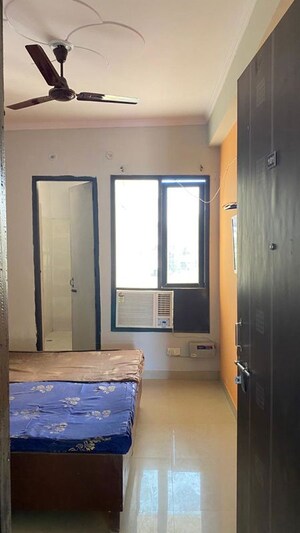 Building Lobby in 3 BHK Builder Floor at Sector 52 – for Rent