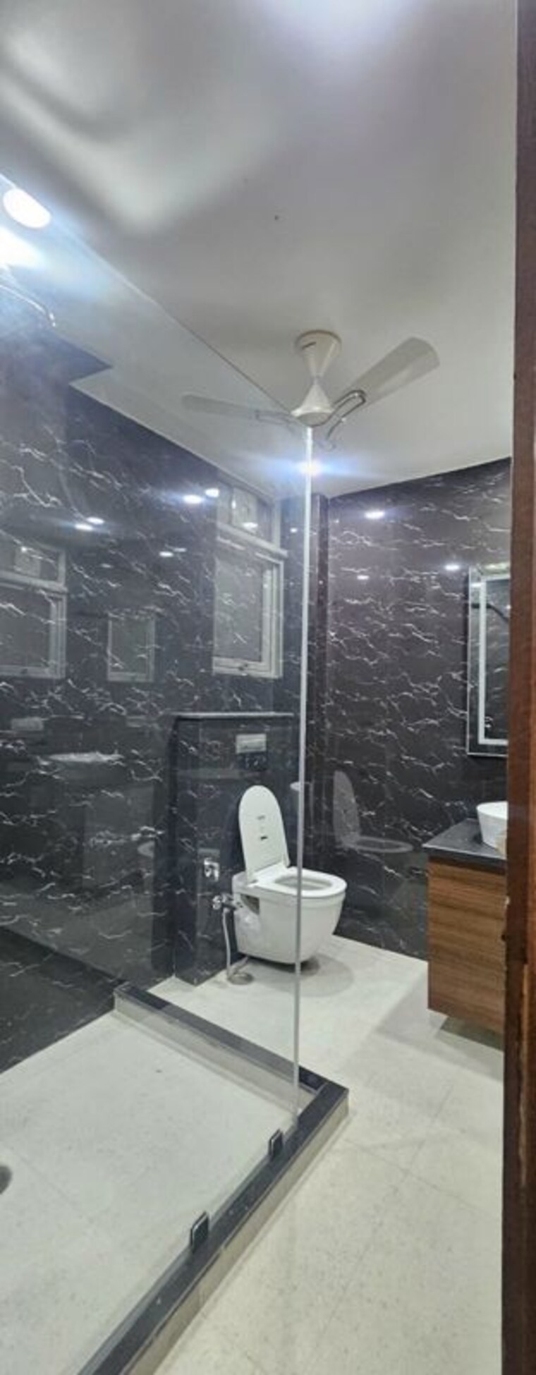 Bathroom, sector 17 dwarka 3 Bedroom 1750 Sq.Ft. Builder Floor In Sector 17 Dwarka Delhi 10752676
