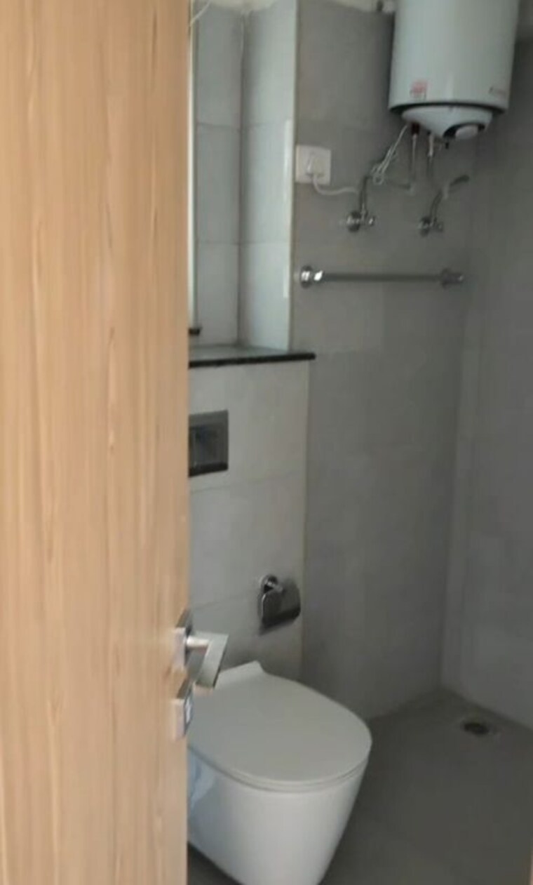 Bathroom, godrej-woods 2 Bedroom 1054 Sq.Ft. Apartment In Sector 43 Noida 10752678