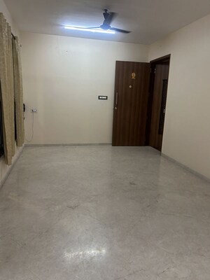 Room in 2.5 BHK Apartment at Sabari Palm View, Chembur – for Rent