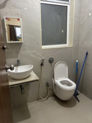Bathroom in 2.5 BHK Apartment at Sabari Palm View, Chembur – for Rent