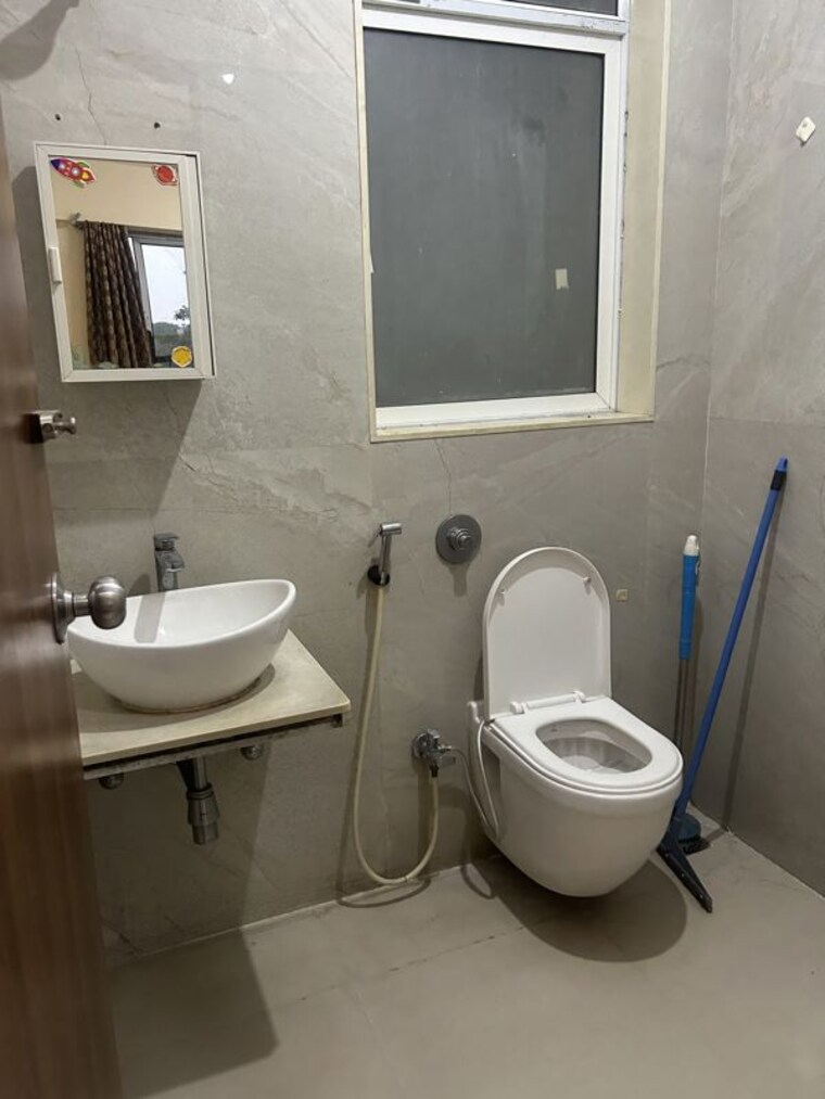 Bathroom, sabari-palm-view 2.5 Bedroom 900 Sq.Ft. Apartment In Chembur Mumbai 10752724