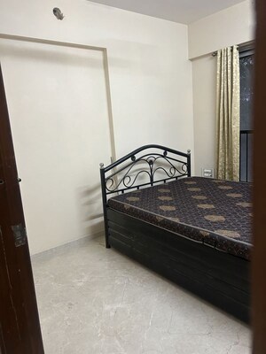 Furnished Amenities in 2.5 BHK Apartment at Sabari Palm View, Chembur – for Rent