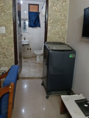 Furnished Amenities in 2 BHK Builder Floor at Neb Sarai – for Rent