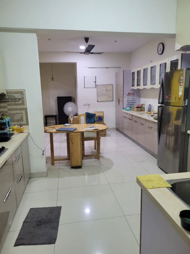 Room, snn-raj-lakeview 3 Bedroom 2250 Sq.Ft. Apartment In Btm Layout Bangalore 10752749