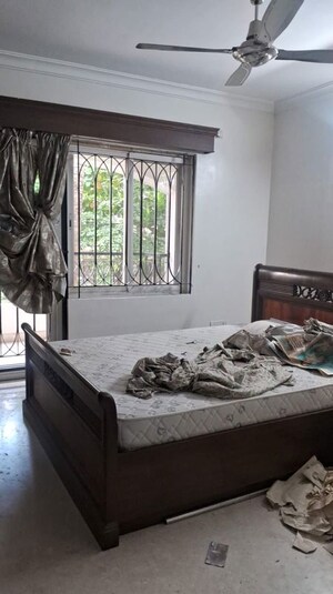 Bedroom in 3 BHK Builder Floor at Cooke Town – for Rent
