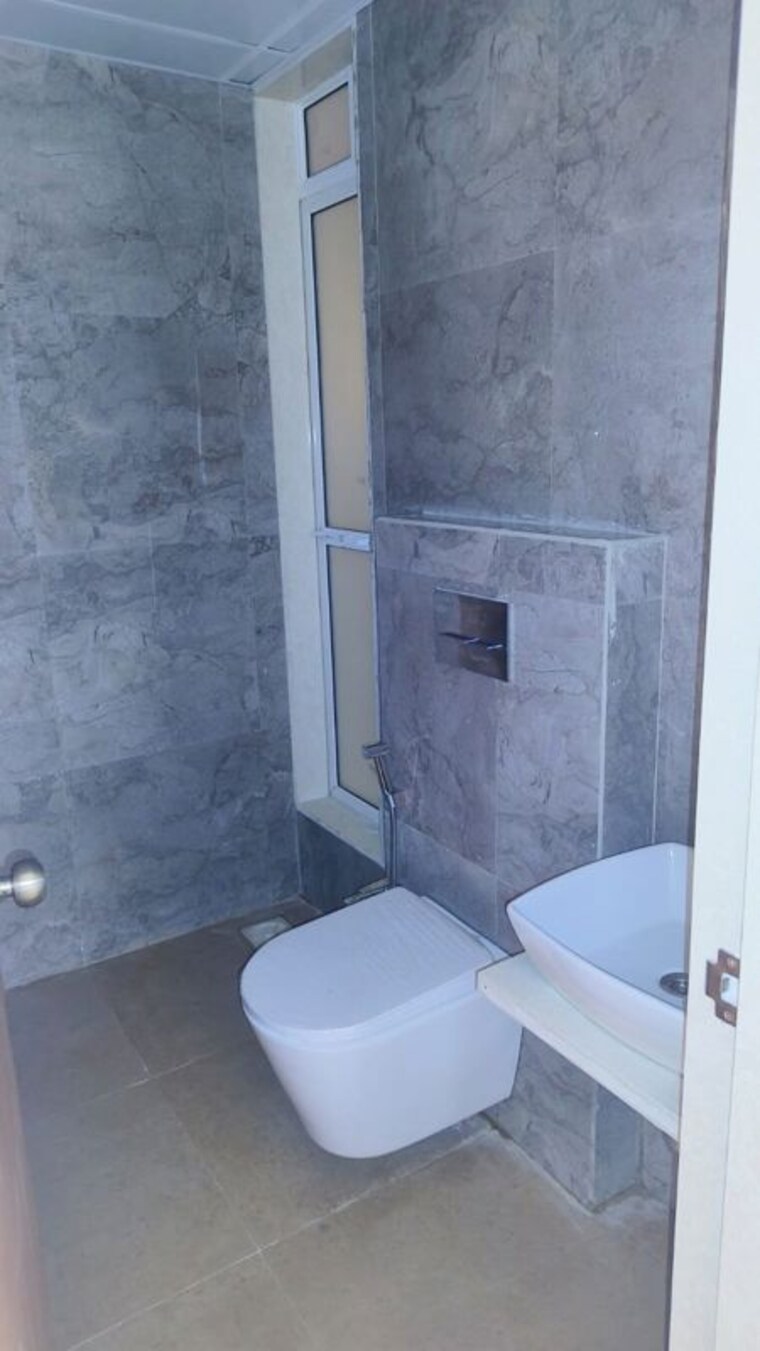 Bathroom, dosti-tulip 2 Bedroom 500 Sq.Ft. Apartment In Balkum Pada Thane 10752736
