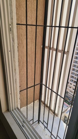 Balcony in 2 BHK Apartment at Dosti Tulip, Balkum Pada – for Rent
