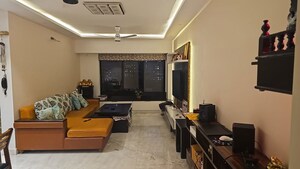 2 BHK Apartment For Rent in Suchidham Complex, Goregaon East