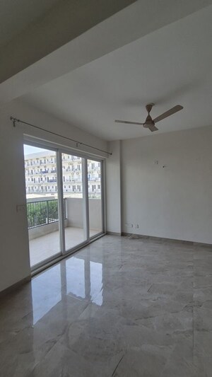 Room in 4 BHK Apartment at Artique Uptown Skylla, International Airport Road – for Rent