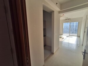 Room in 2 BHK Apartment at Godrej Woods, Sector 43 – for Sale