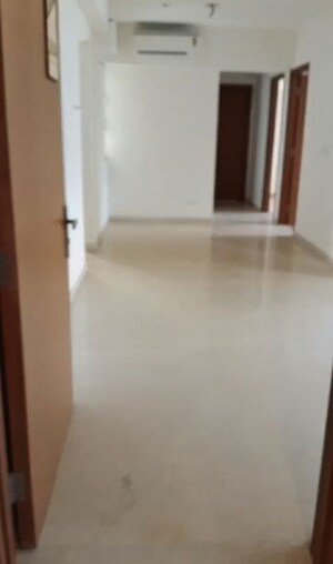 Room in 3 BHK Apartment at Godrej Woods, Sector 43 – for Sale