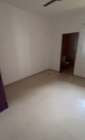 Room in 3 BHK Apartment at Godrej Woods, Sector 43 – for Sale
