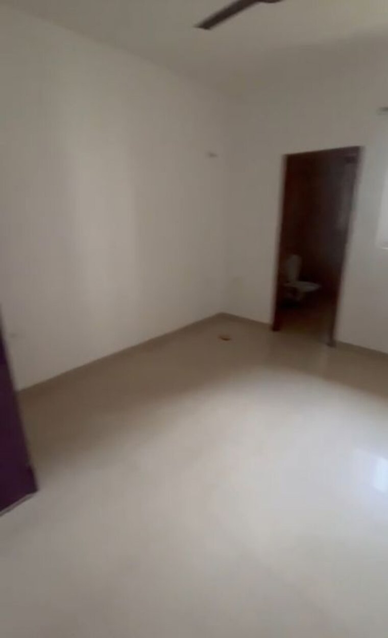 Room, godrej-woods 3 Bedroom 1545 Sq.Ft. Apartment In Sector 43 Noida 10752828