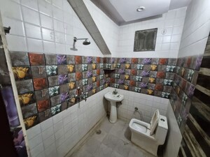 Team Area in 2 BHK Builder Floor at Uttam Nagar – for Rent
