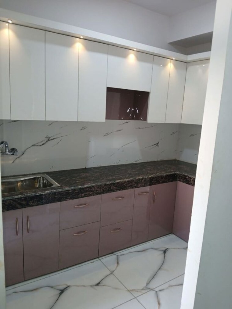 Kitchen, dlf ankur vihar 2 Bedroom 650 Sq.Ft. Apartment In Dlf Ankur Vihar Ghaziabad 10752851